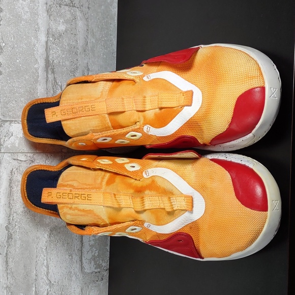 Paul George Nike Basketball Shoes - Picture 3 of 16